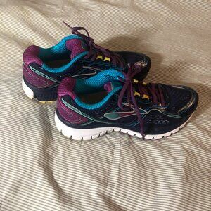 Brooks Ghost - 7.5